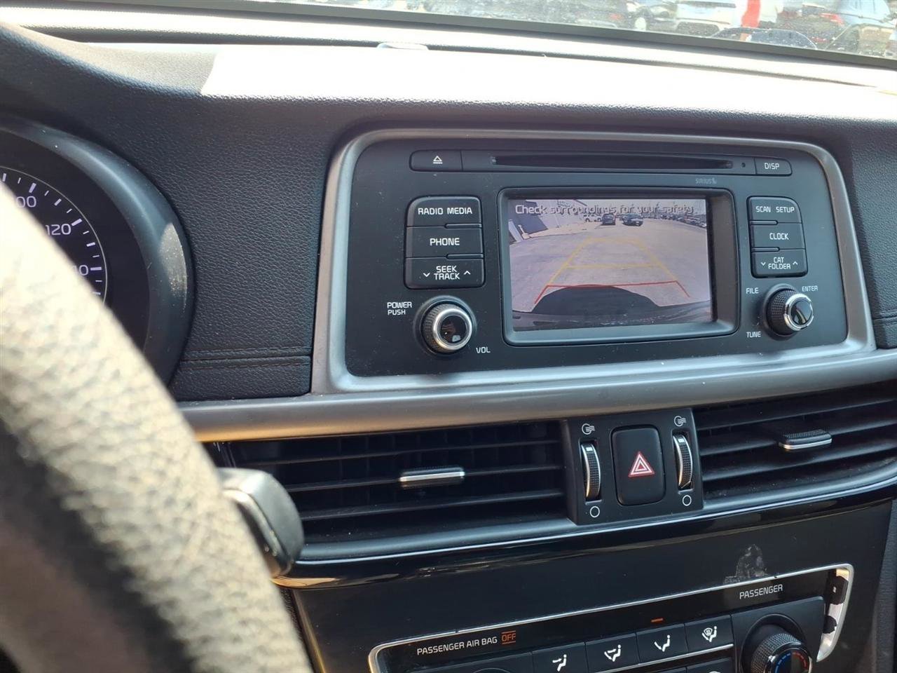 Used 2016 Kia Optima LX FWD image 12