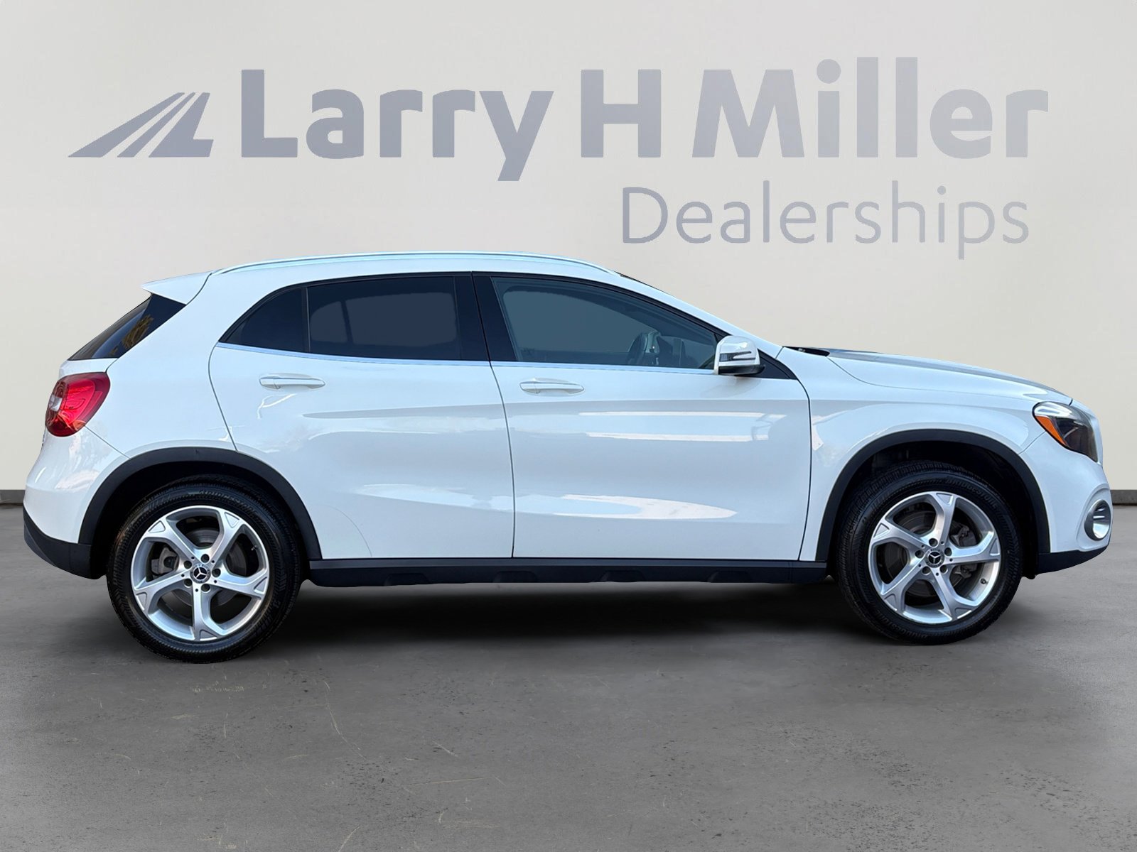 Used 2018 Mercedes-Benz GLA 250 4MATIC image 6