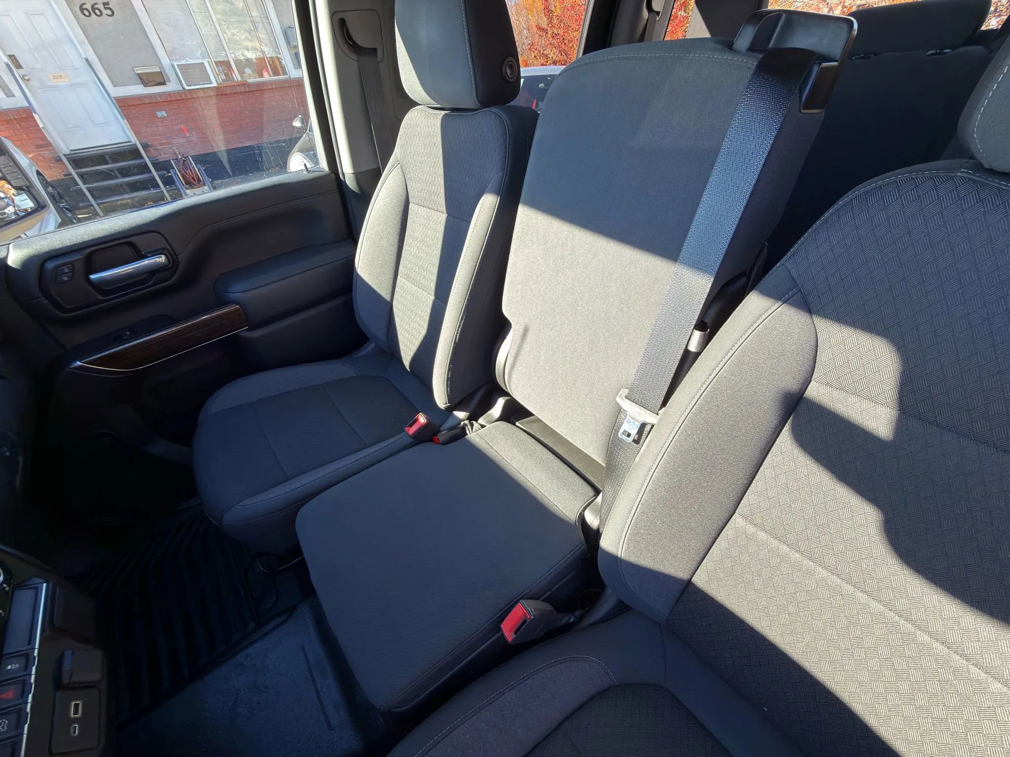 Used 2021 GMC Sierra 2500 SLE image 30