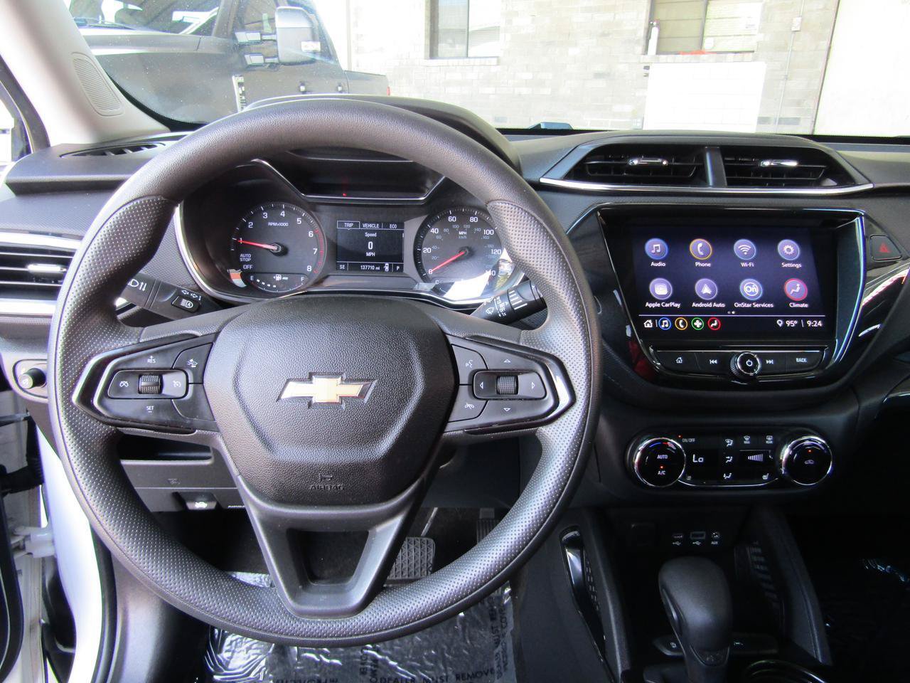 Used 2021 Chevrolet TrailBlazer LT w/ Convenience Package FWD image 15