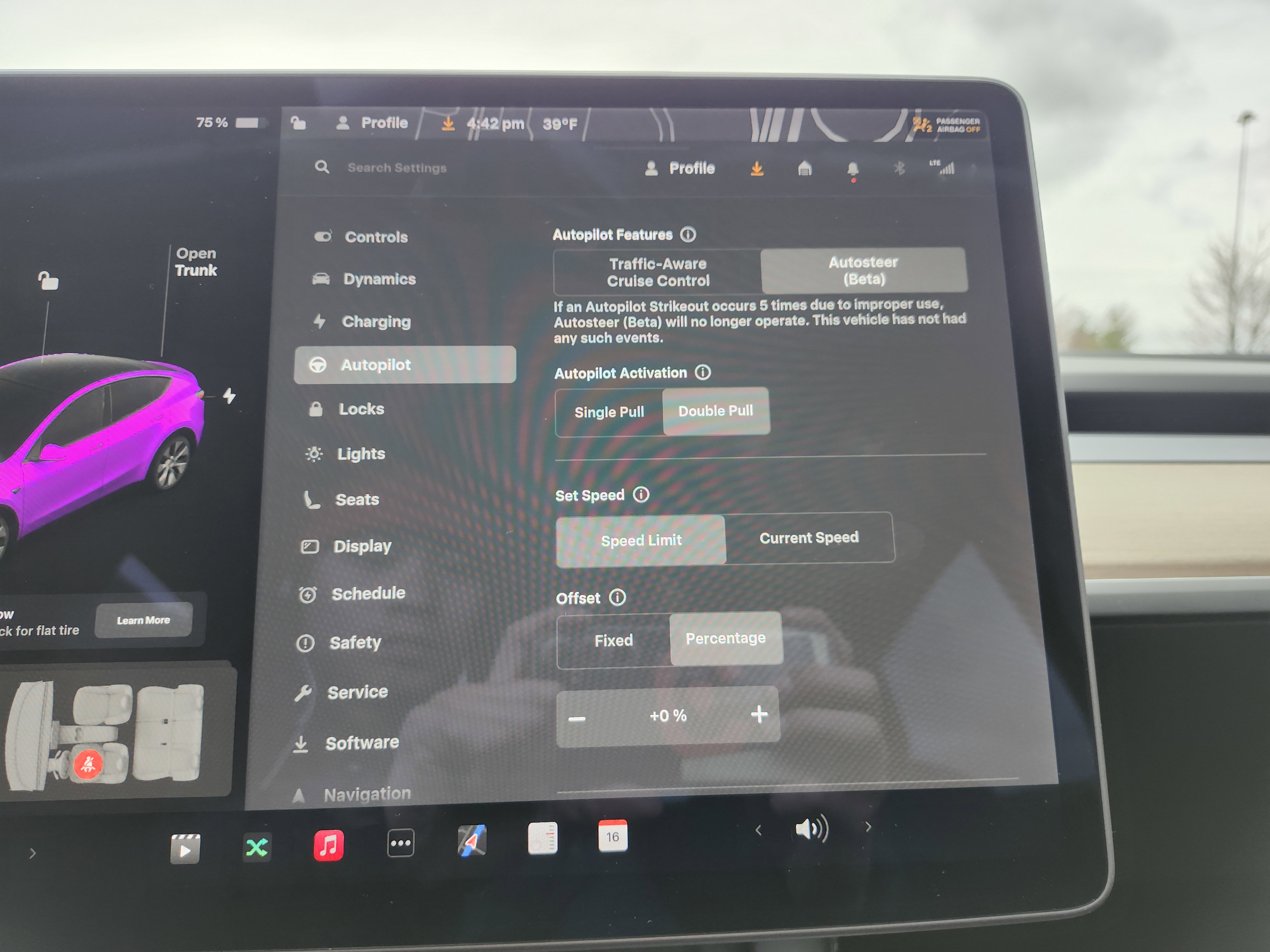 Used 2021 Tesla Model Y Long Range image 11