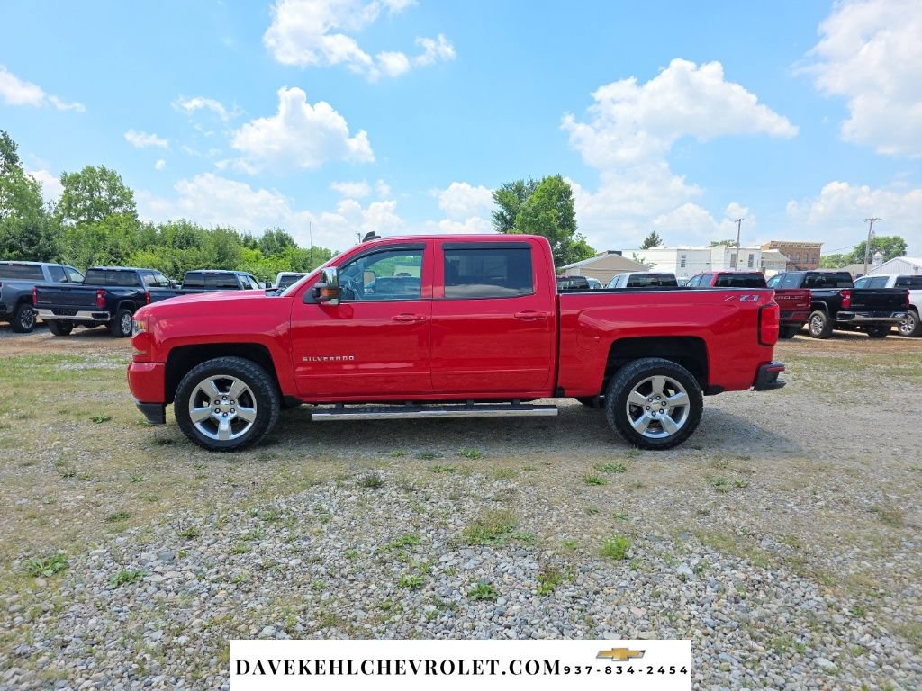 Used 2018 Chevrolet Silverado 1500 LT w/ All Star Edition AWD/4WD image 6