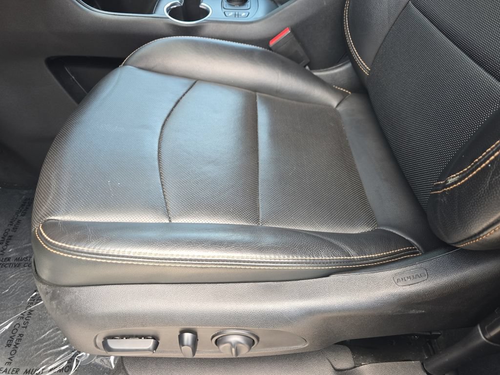Used 2019 GMC Terrain SLT FWD image 14