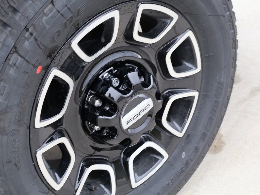 New 2026 Ford F250 Platinum image 39