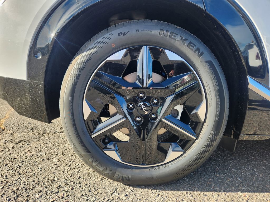 New 2025 Kia EV6 Wind image 15