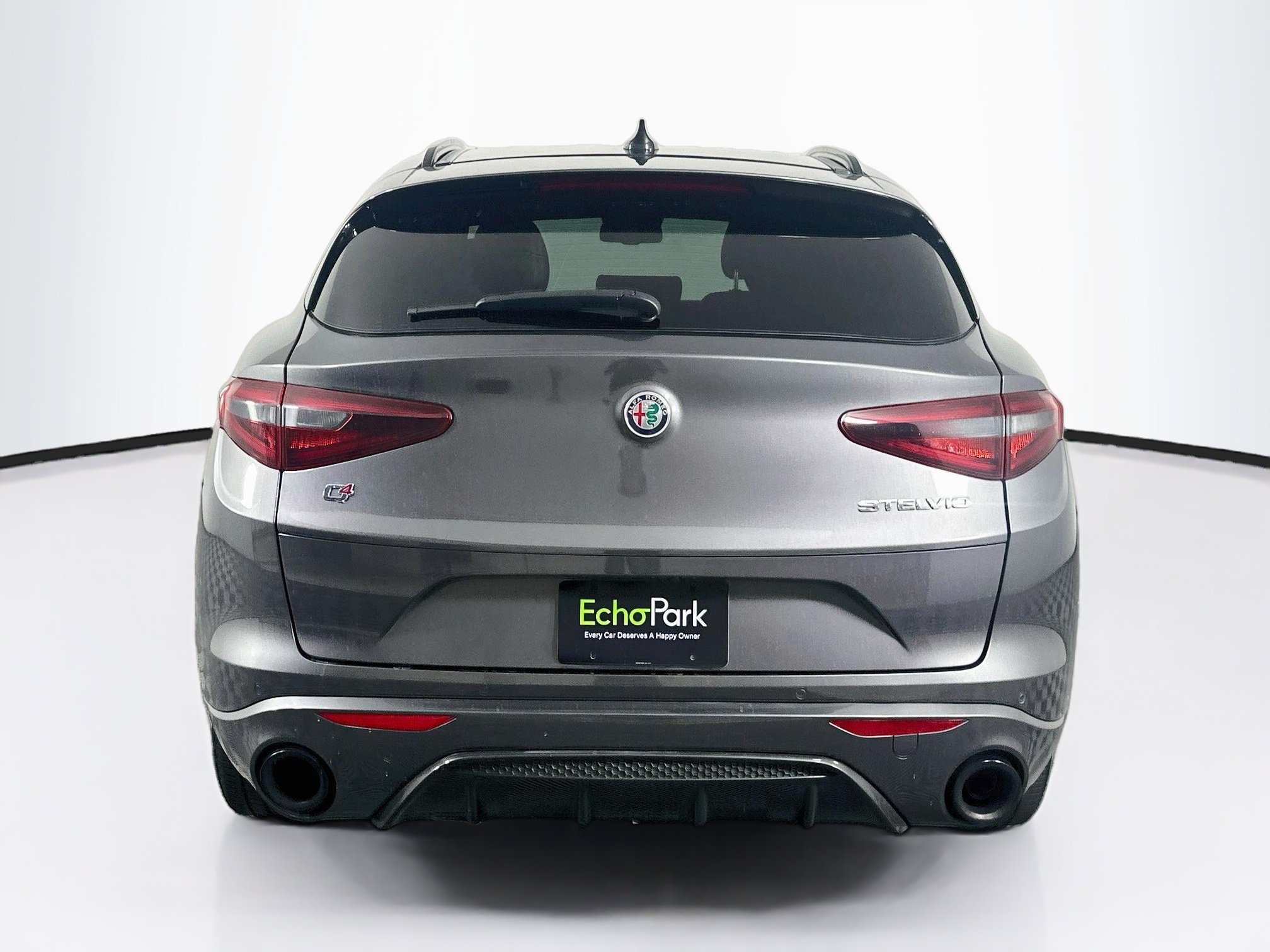 Used 2023 Alfa Romeo Stelvio Veloce AWD/4WD image 7