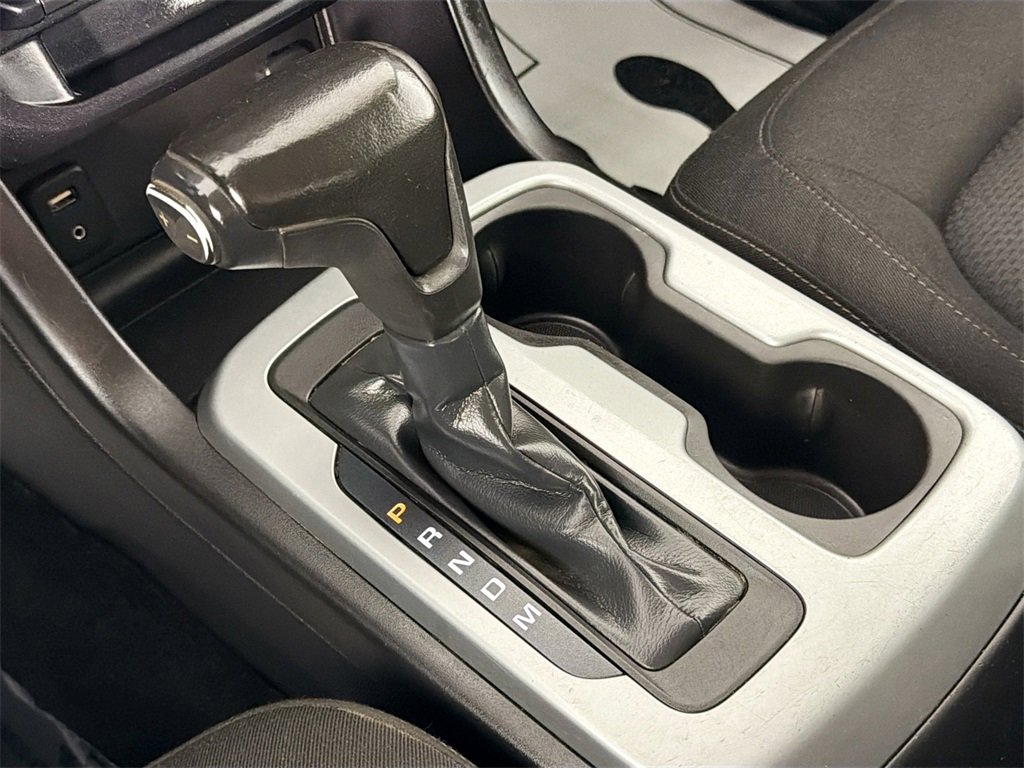Used 2015 Chevrolet Colorado LT image 17