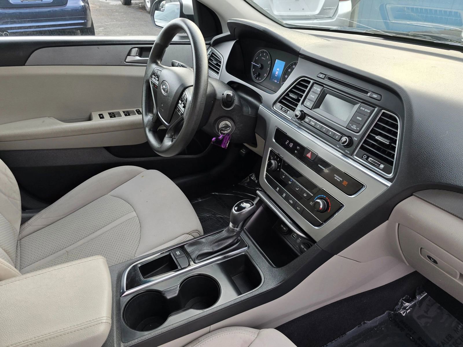 Used 2017 Hyundai Sonata SE FWD image 10