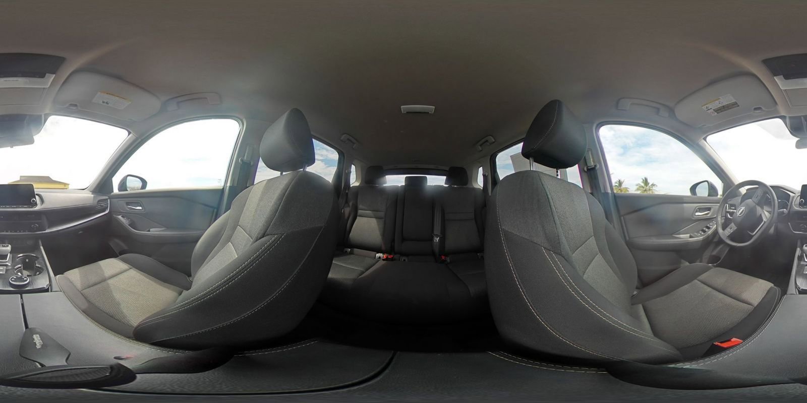 Used 2025 Nissan Rogue SV image 44