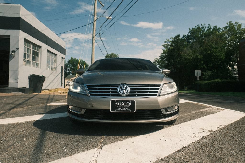 Used 2013 Volkswagen CC Executive AWD/4WD image 2