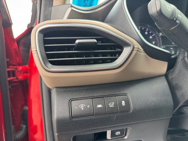Certified 2023 Hyundai Santa Fe SEL image 31