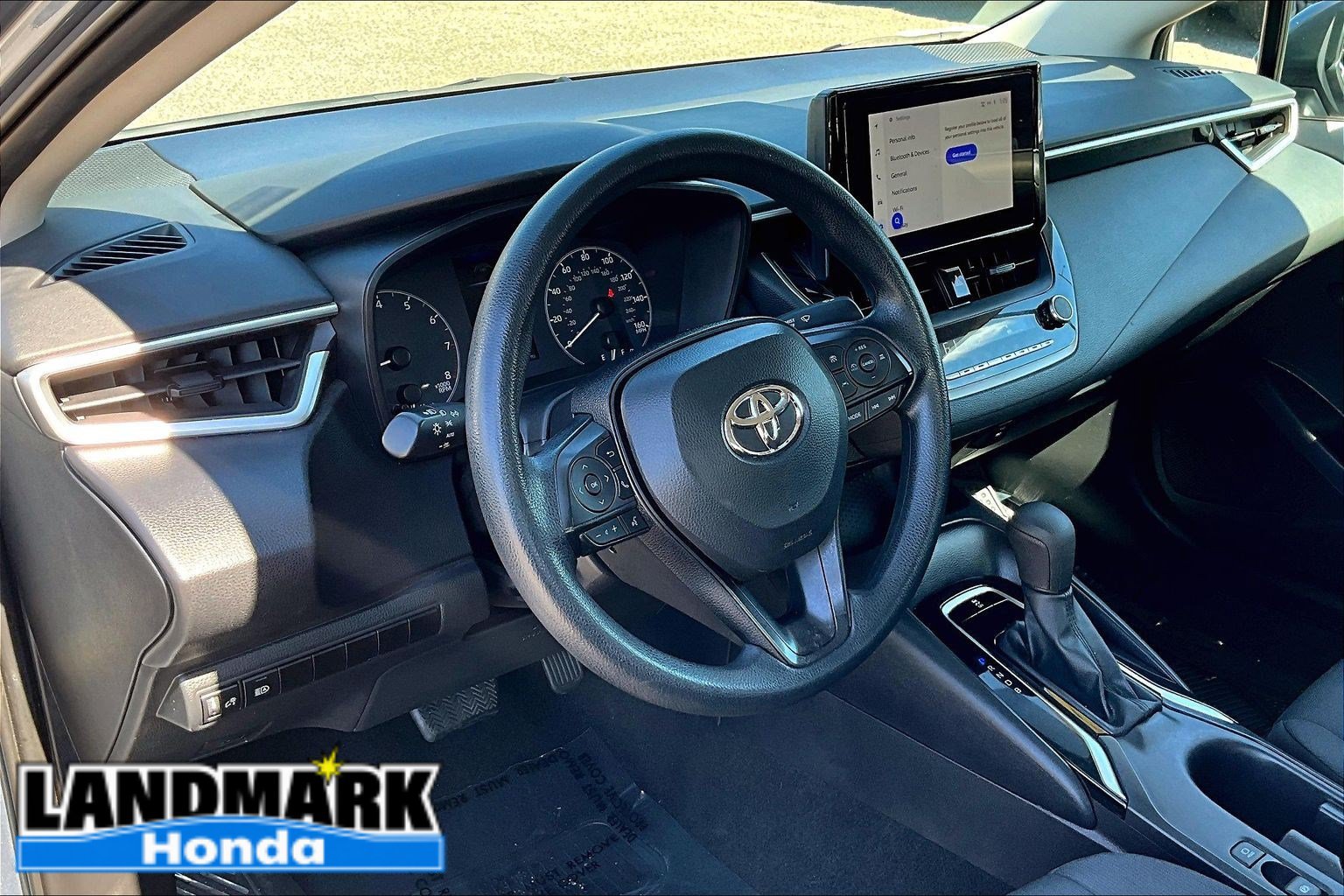 Used 2024 Toyota Corolla LE FWD image 13