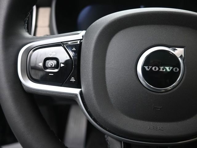 Used 2025 Volvo XC90 B5 Plus w/ Protection Package image 15