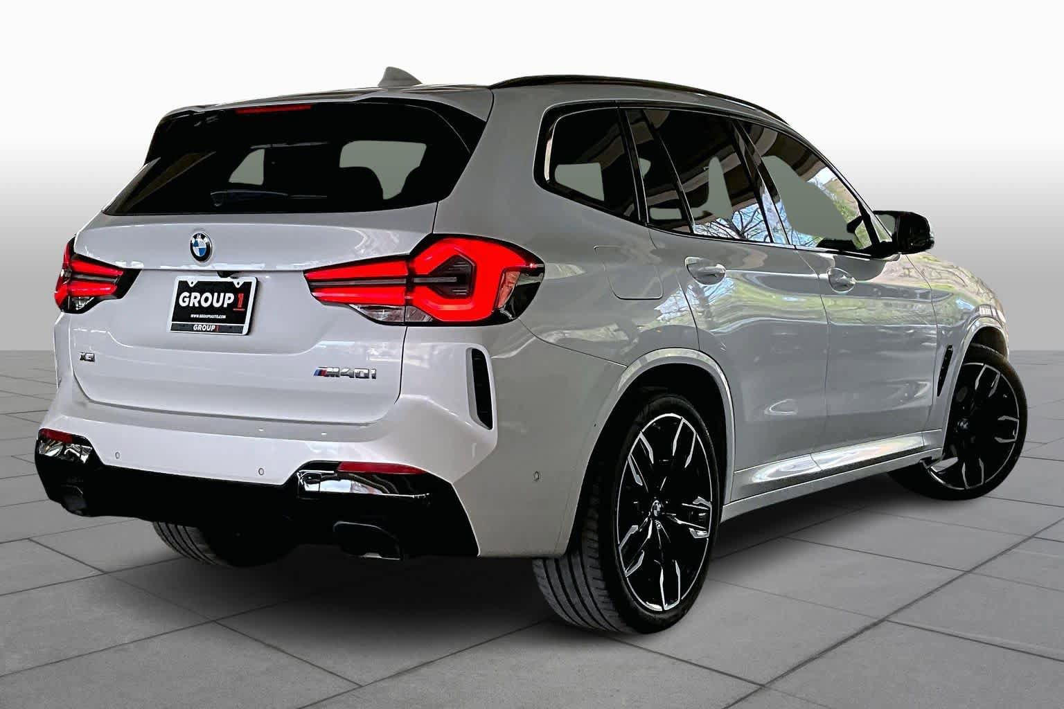 Used 2024 BMW X3 M40i w/ Premium Package image 12