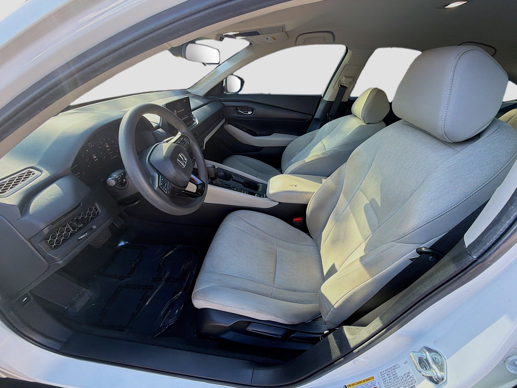 Certified 2023 Honda Accord LX image 18