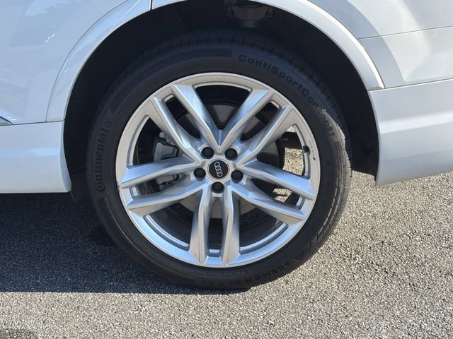 Used 2018 Audi Q7 3.0T Prestige w/ Prestige Package AWD/4WD image 23