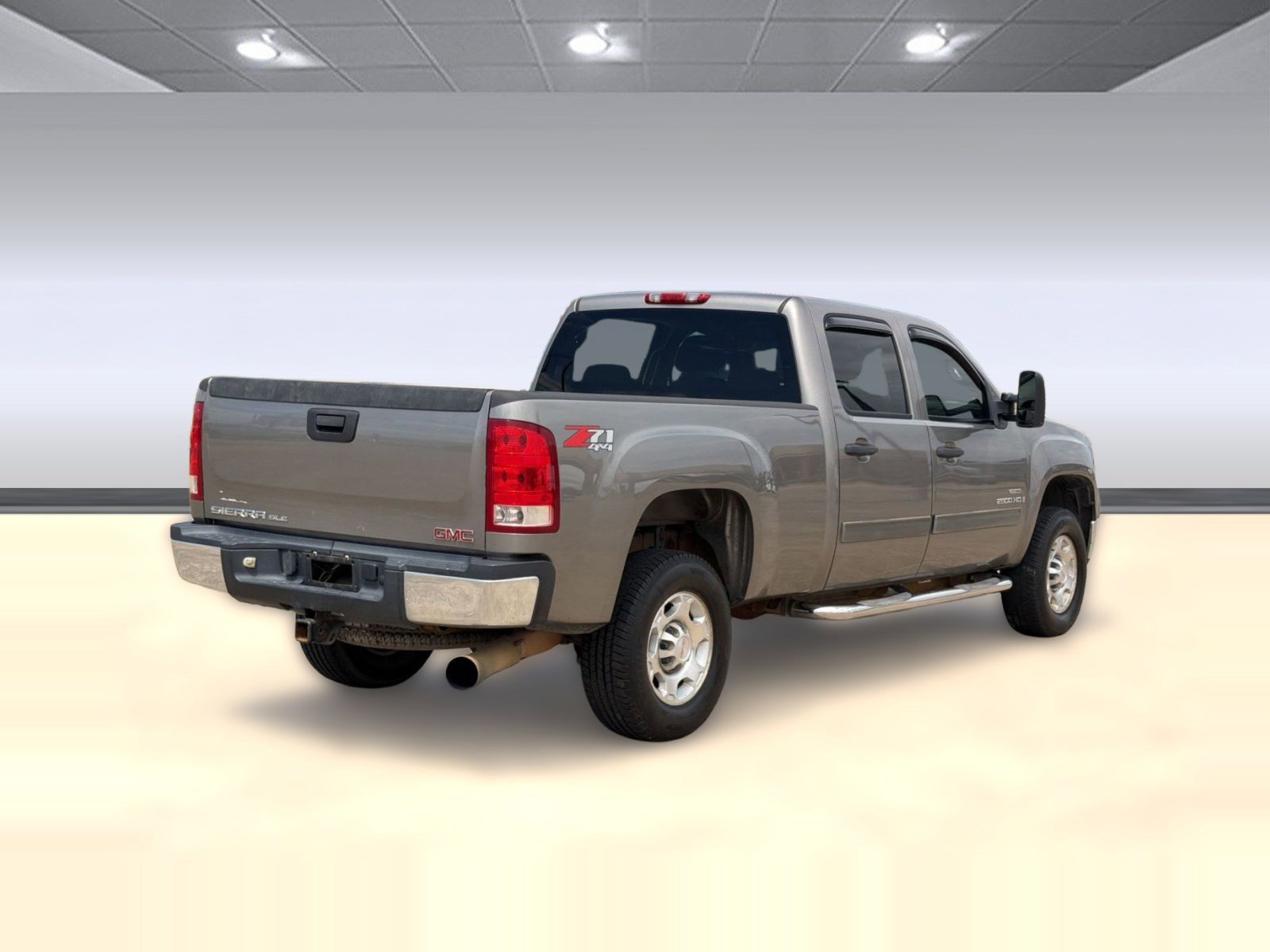 Used 2008 GMC Sierra 2500 SLE w/ Z71 Off-Road Package AWD/4WD image 9