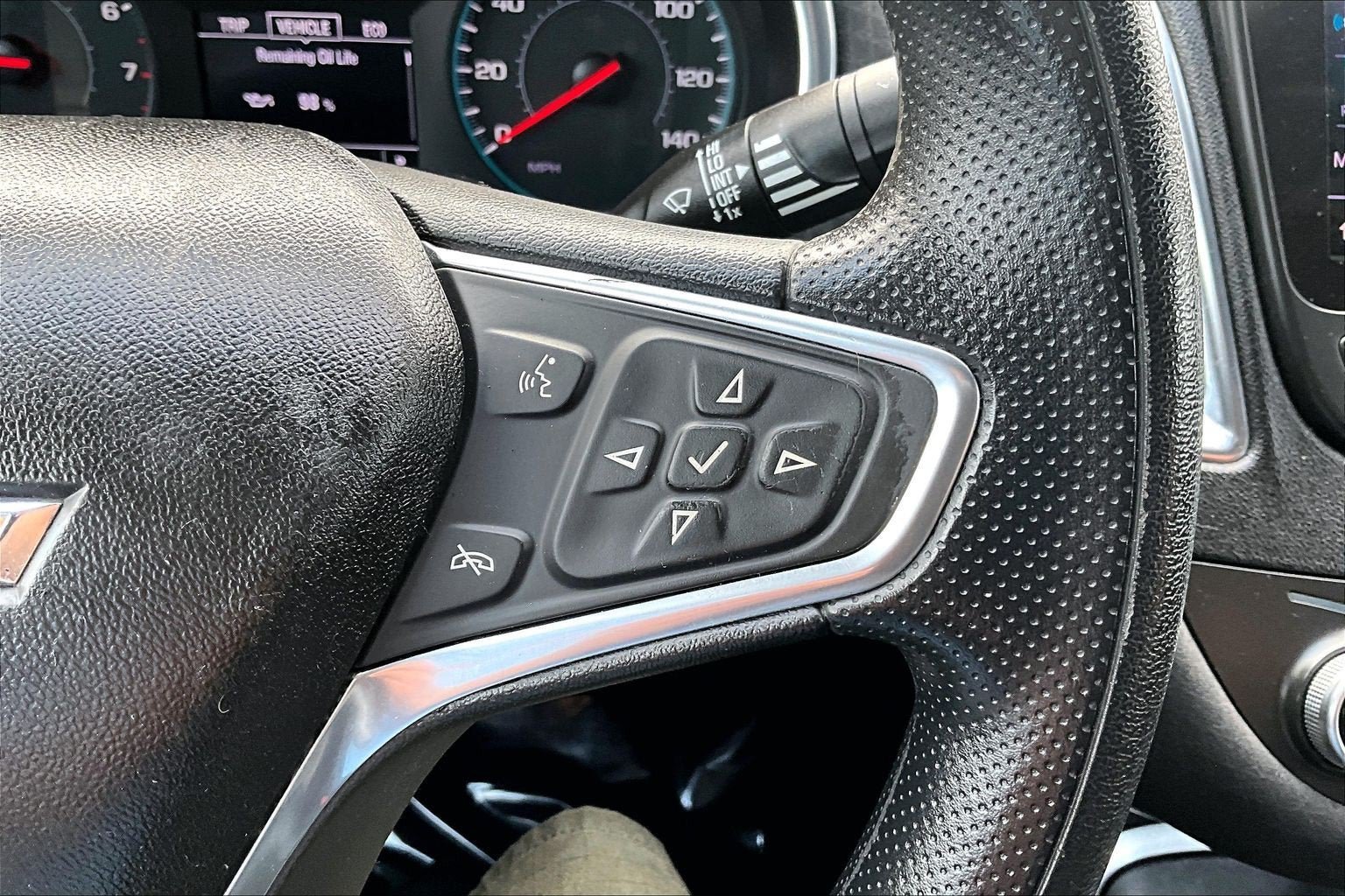 Used 2020 Chevrolet Malibu LT FWD image 18