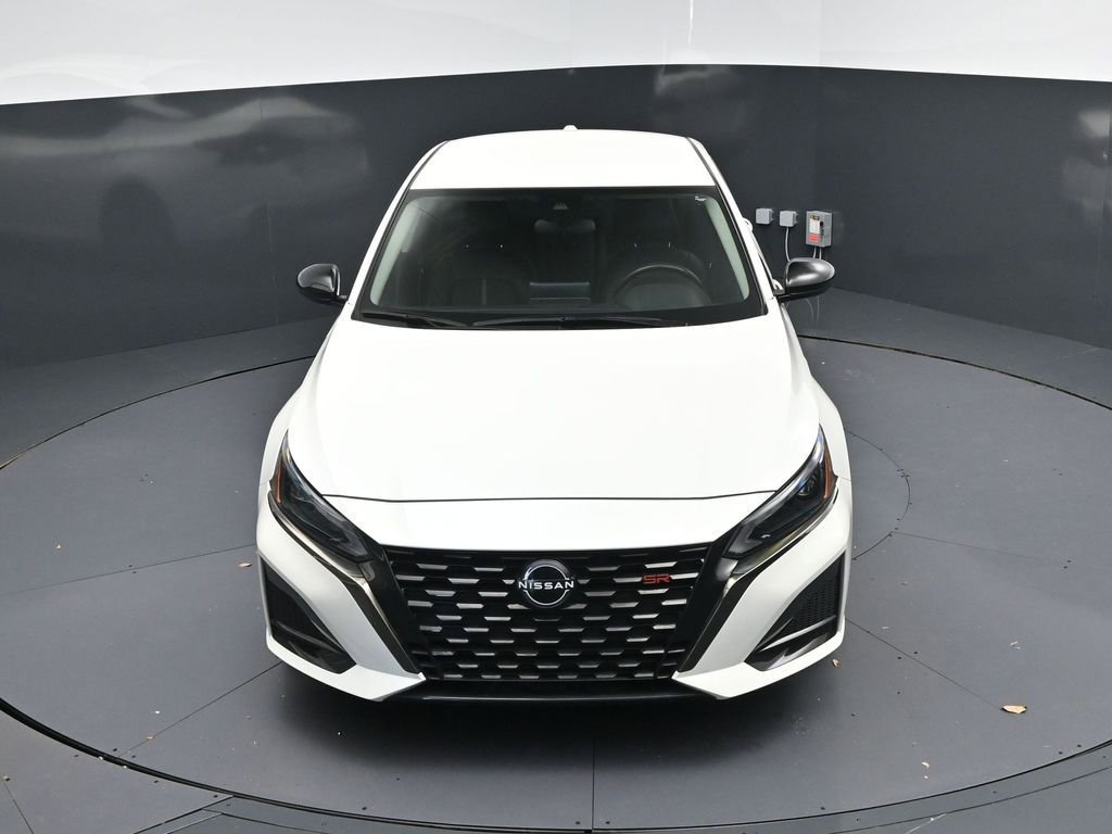 Used 2024 Nissan Altima 2.5 SR image 38