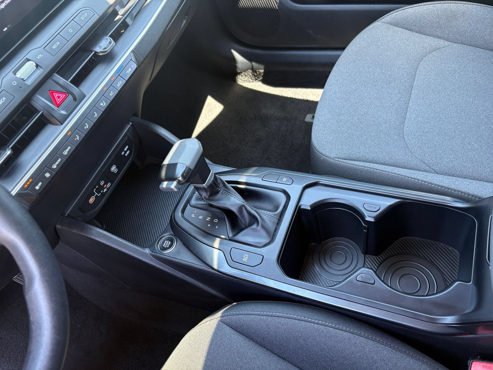 Used 2025 Kia K4 FWD image 41