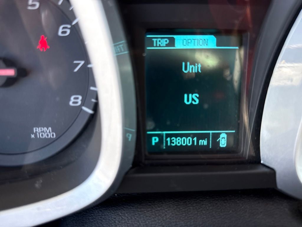 Used 2017 Chevrolet Equinox Premier w/ Enhanced Convenience Package image 16