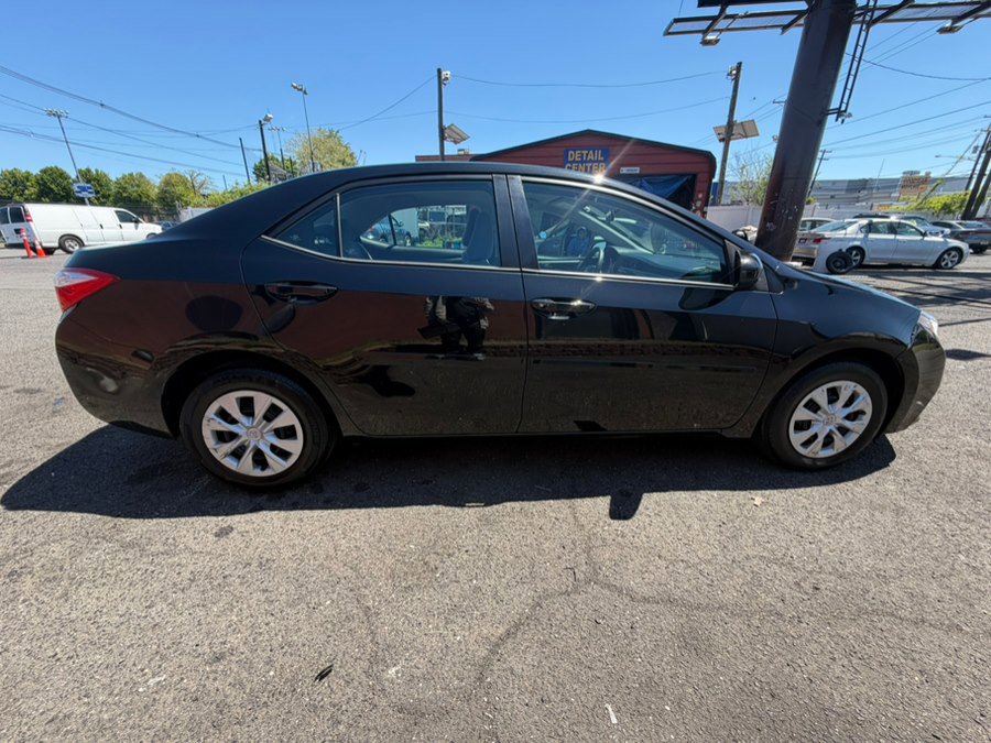 Used 2015 Toyota Corolla FWD image 5