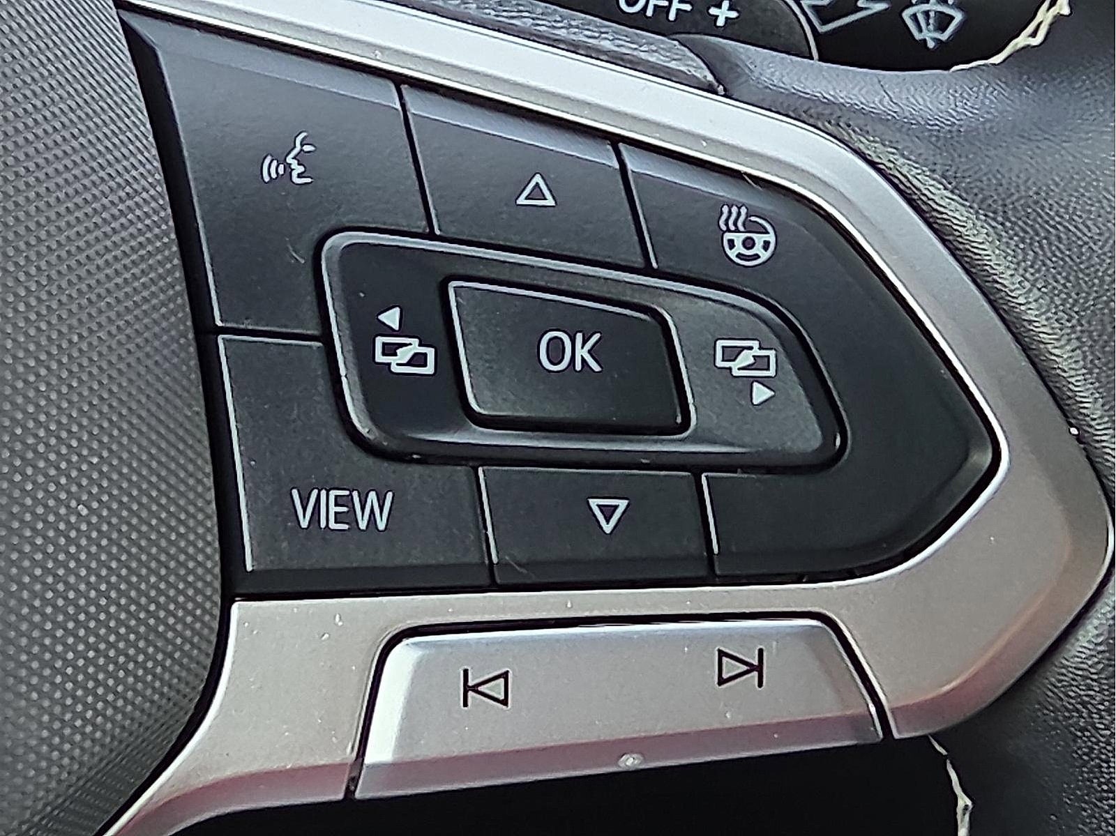 Used 2024 Volkswagen Atlas Cross Sport SE image 22