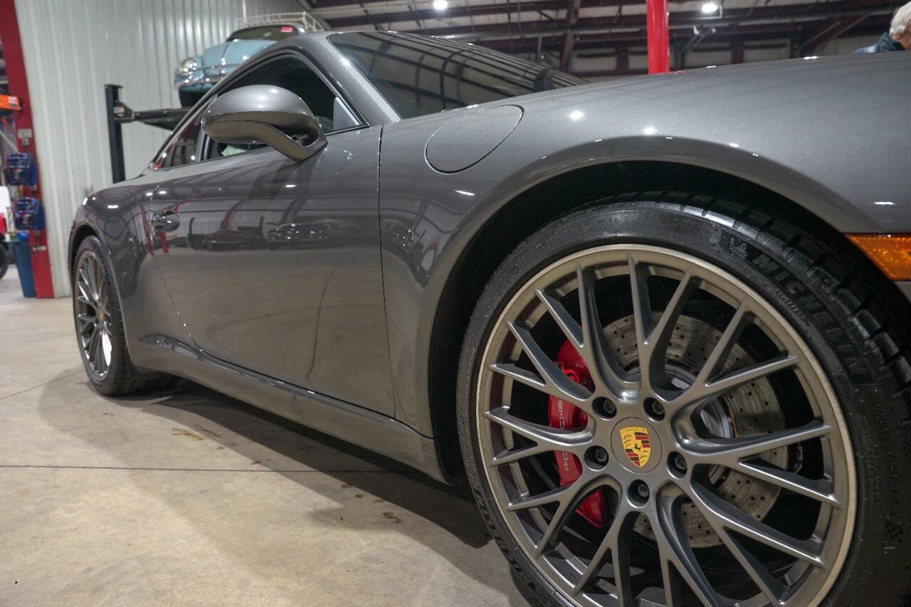 Used 2019 Porsche 911 Carrera S image 24