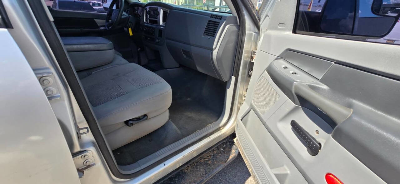 Used 2008 Dodge Ram 2500 Truck SXT image 38