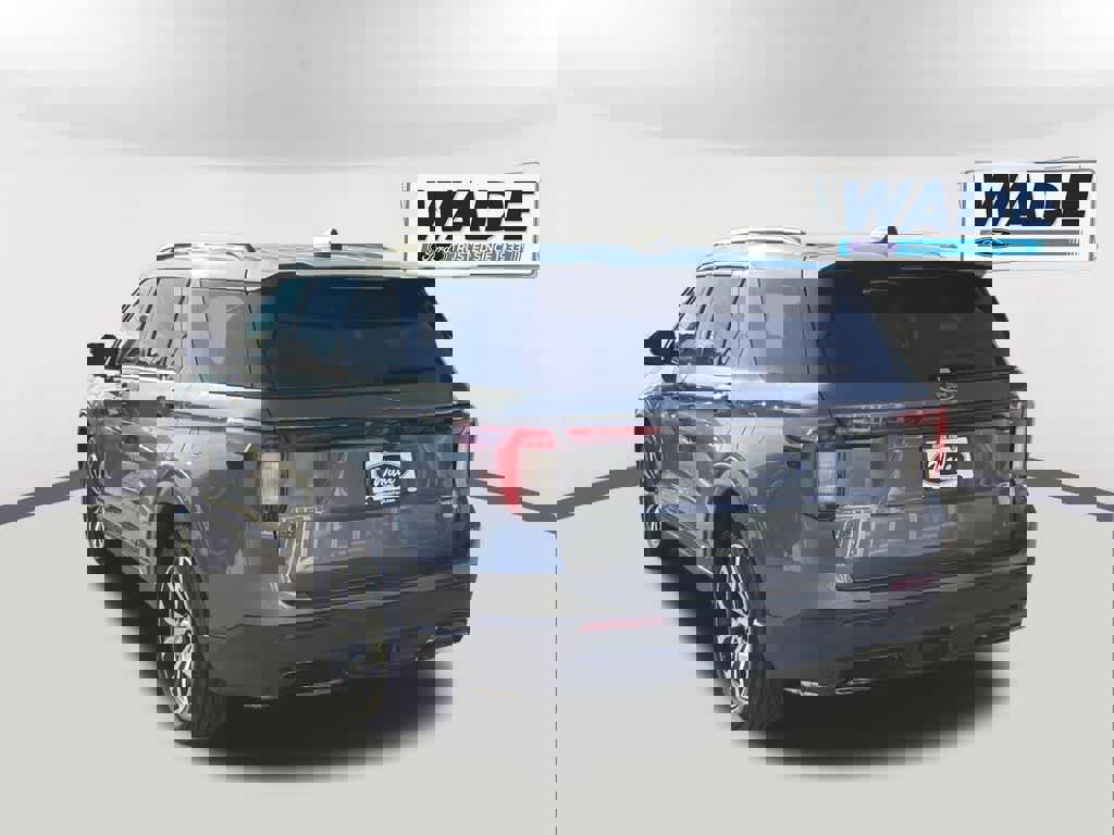 New 2026 Ford Explorer ST-Line image 8