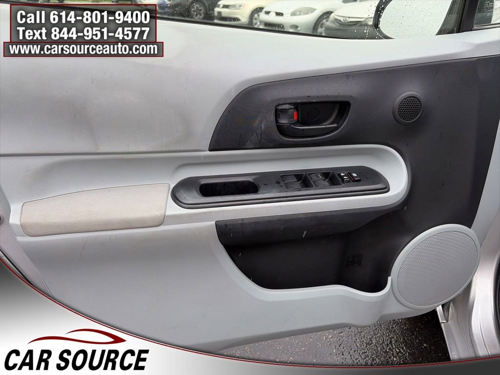 Used 2014 Toyota Prius C One FWD image 15