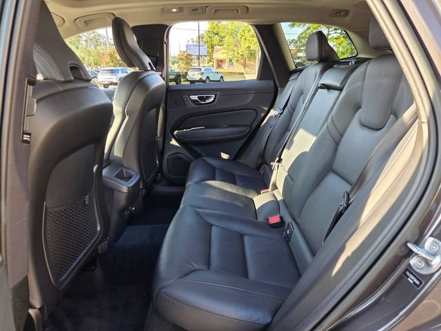 Certified 2023 Volvo XC60 B5 Plus FWD image 14