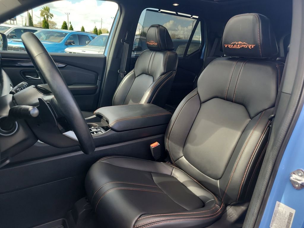Used 2025 Honda Pilot TrailSport image 19