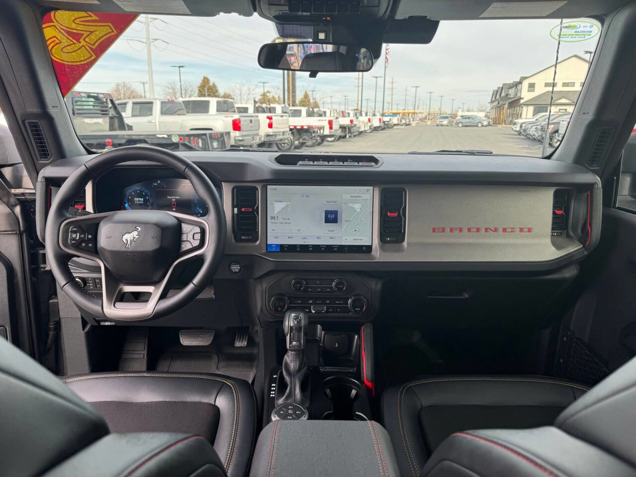 Used 2025 Ford Bronco Big Bend w/ Black Diamond Package image 31