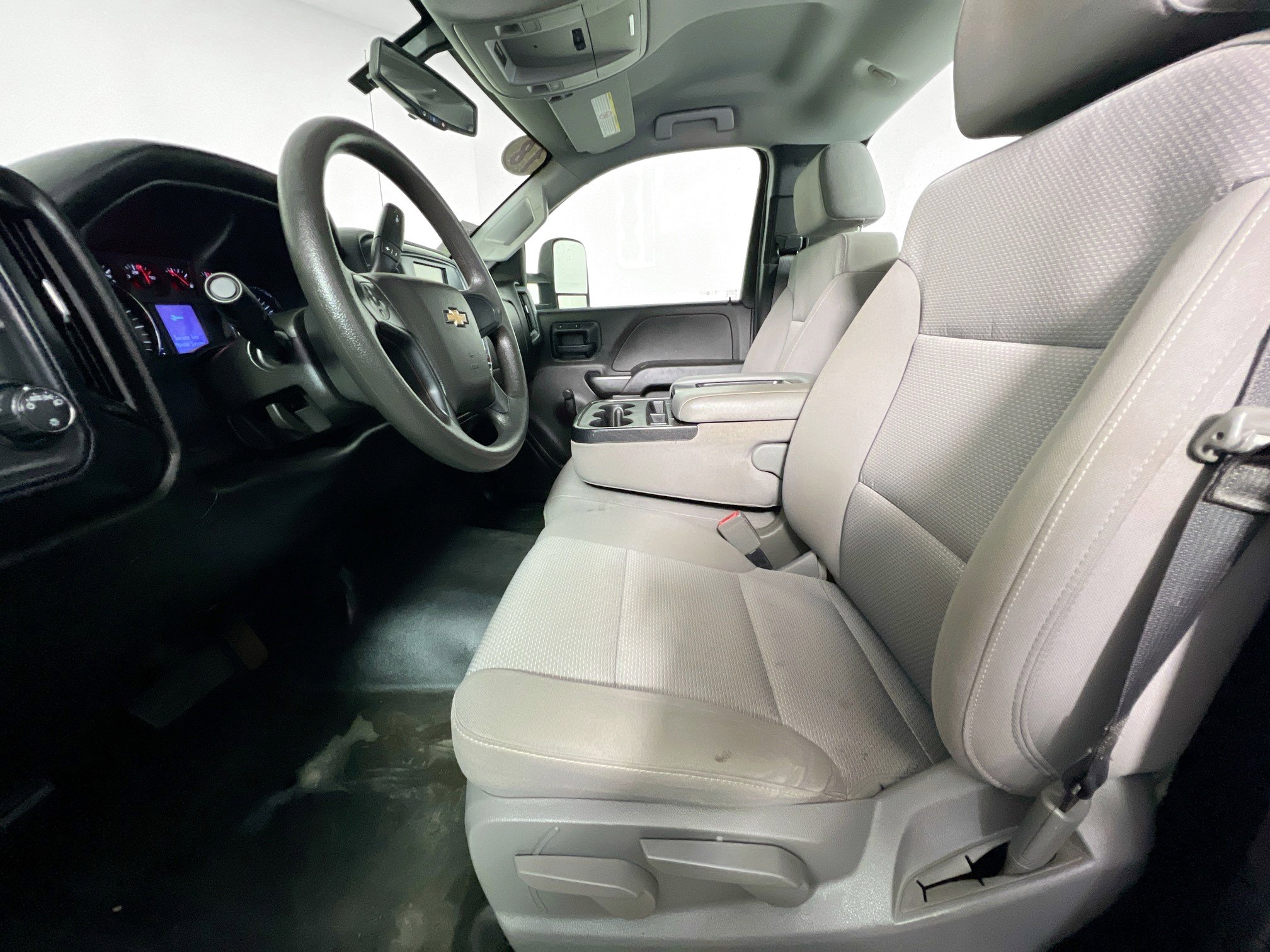 Used 2018 Chevrolet Silverado 2500 W/T image 14