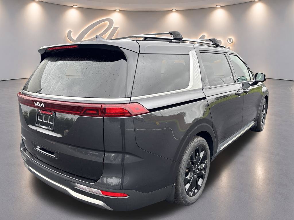 Used 2024 Kia Carnival SX FWD image 5