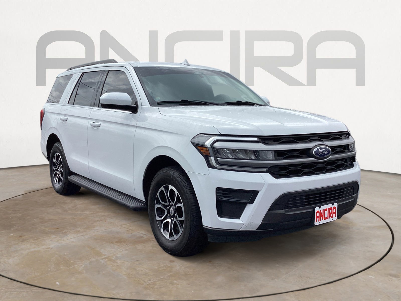 Used 2022 Ford Expedition XLT RWD image 7