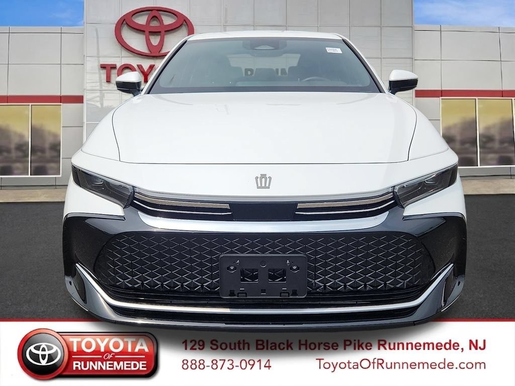 Certified 2023 Toyota Crown AWD/4WD image 2