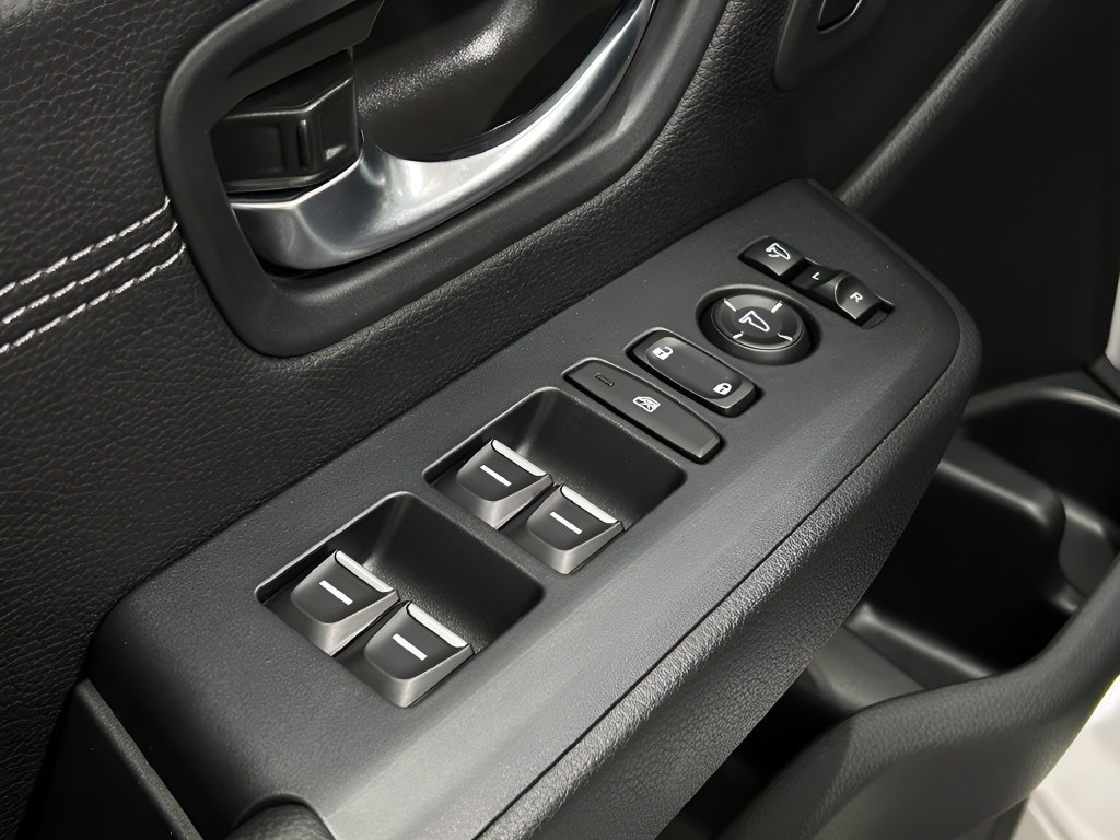 Certified 2026 Honda Pilot Touring image 13