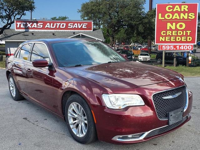 Used 2019 Chrysler 300 Touring w/ Driver Convenience Group RWD image 1