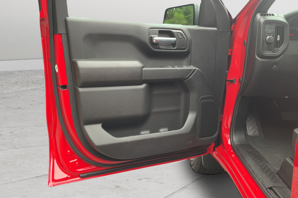 New 2026 Chevrolet Silverado 1500 Custom RWD image 9