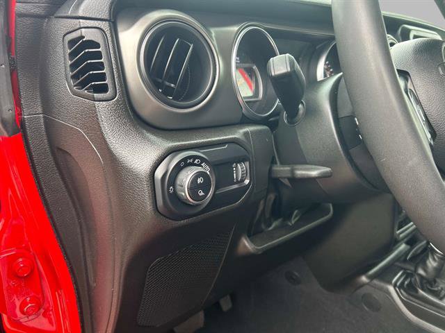 Certified 2023 Jeep Gladiator Sport image 21