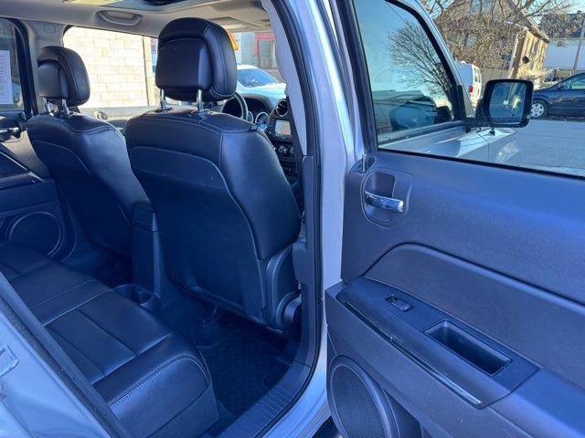 Used 2012 Jeep Patriot Limited w/ Sun/Sound Group image 29