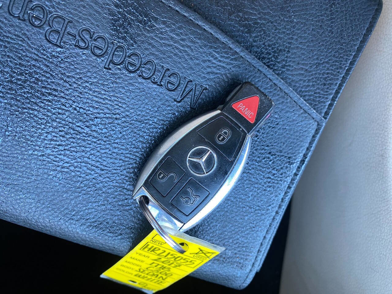 Used 2017 Mercedes-Benz C 300 4MATIC Sedan image 20