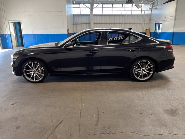 Used 2025 Genesis G70 2.5T RWD image 6