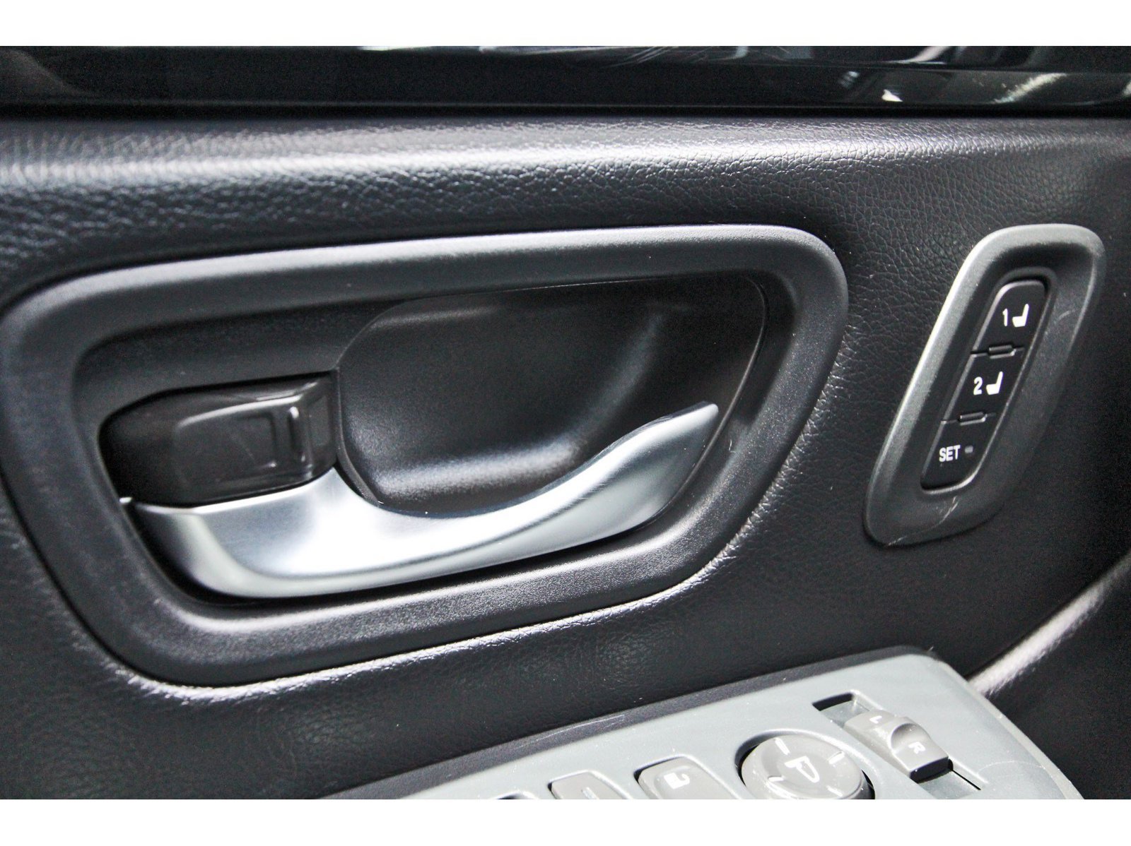 Used 2025 Honda Pilot EX-L image 21