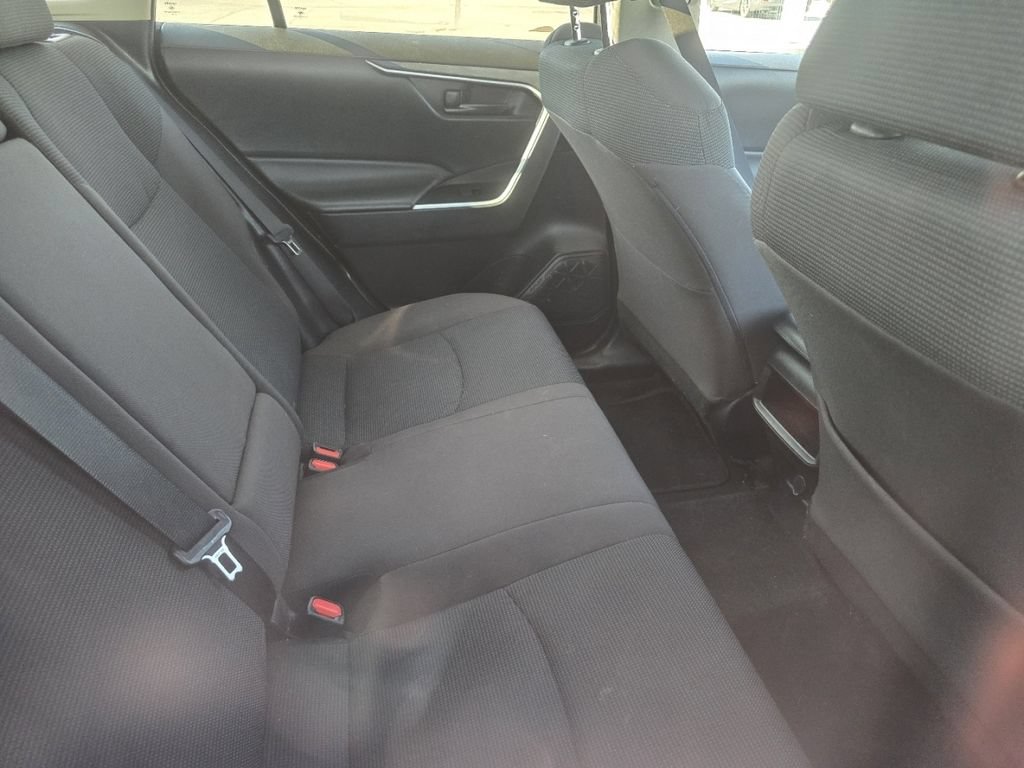 Used 2020 Toyota RAV4 LE w/ All Weather Liner Package AWD/4WD image 13
