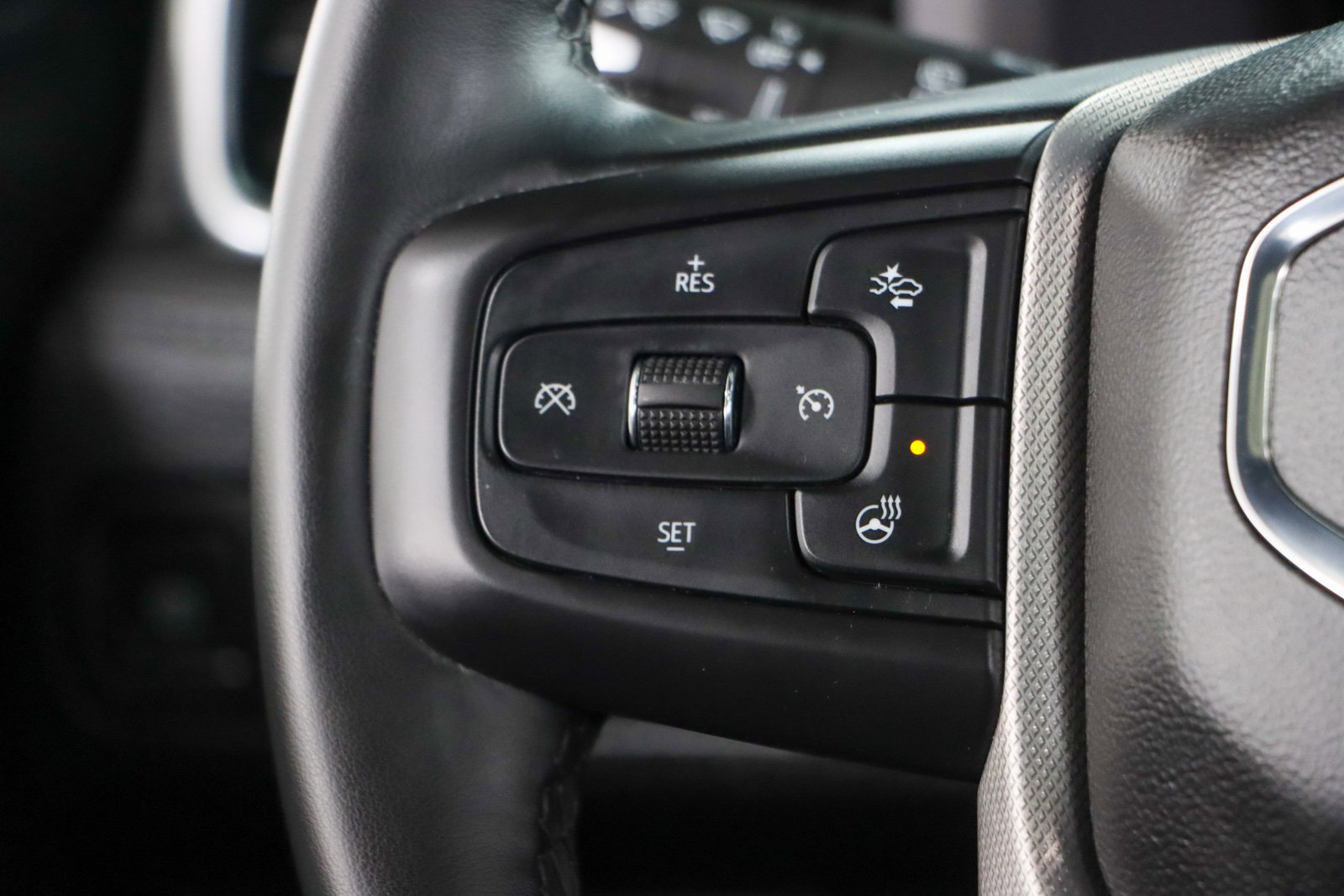 Used 2023 GMC Yukon Denali AWD/4WD image 14