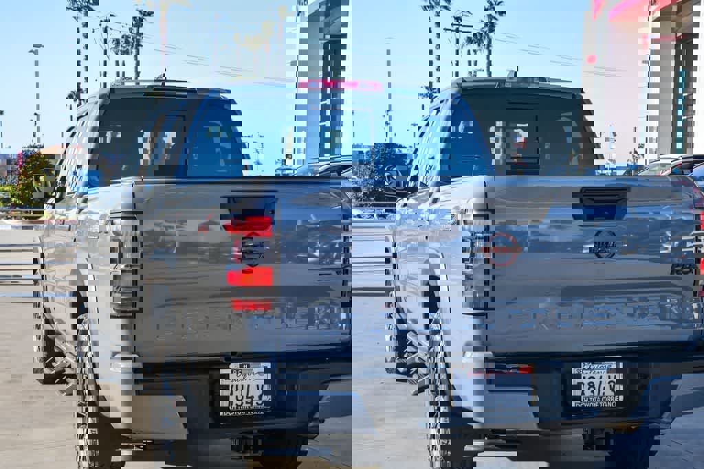 Used 2023 Nissan Frontier Pro-X w/ Tow Package image 6