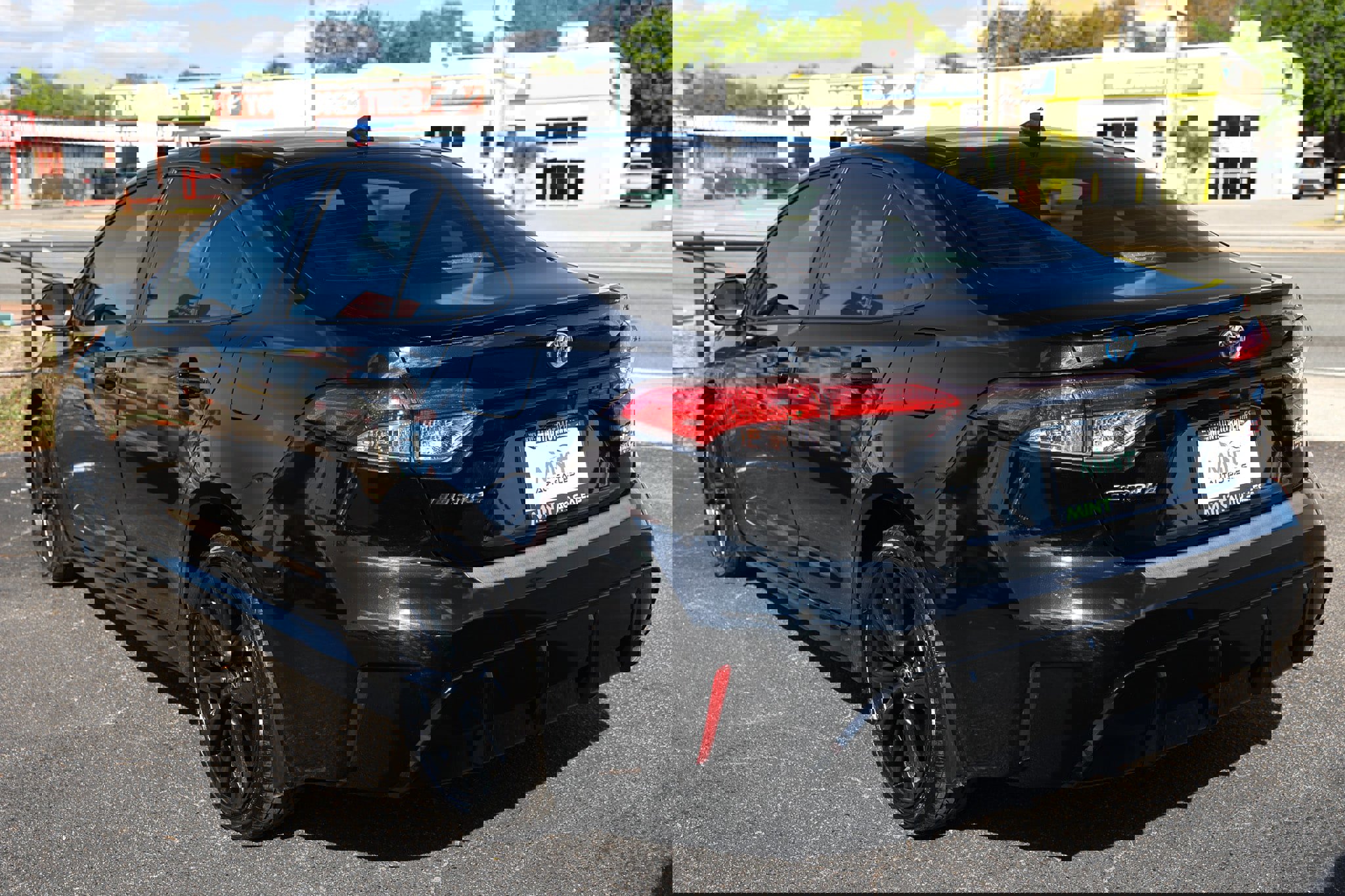 Used 2023 Toyota Corolla SE image 11